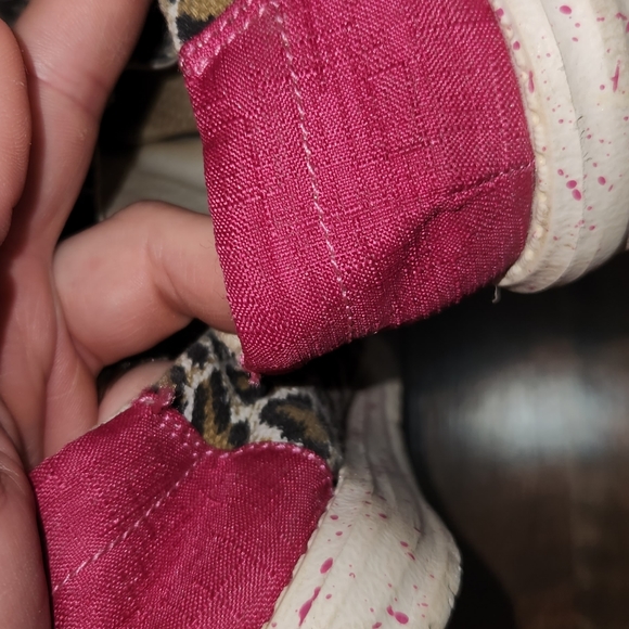 Girls Y1 Hey Dudes, Cheetah - Picture 5 of 5